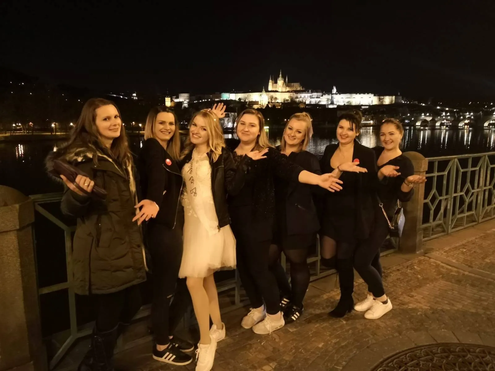 What Is a Hen Party? A Complete Guide for Brides and Friends